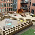 Student Roost Corner House In Sheffield